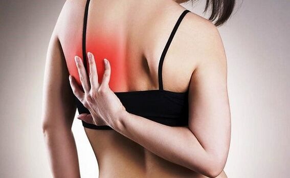 pain under the left shoulder blade in the back